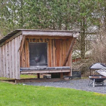 1102 * Ulfborg
